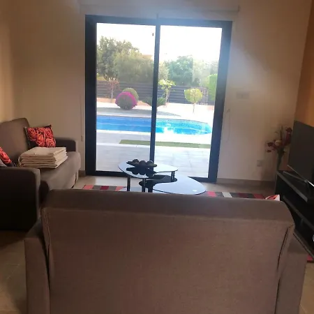 Villa Secret Valley 3 Bedroom In Paphos Kouklia